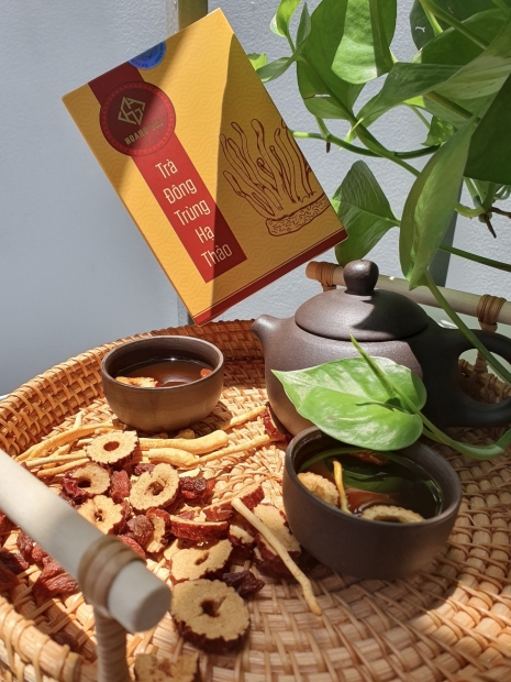 Trà Đông Trùng Hạ Thảo Hoàng Gia